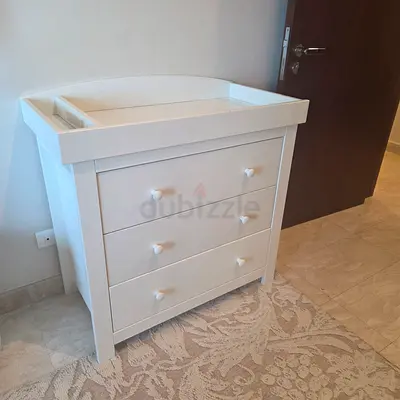 Mamas and Papas White Wooden Baby Changing Table 3 Drawers (Very Good Condition)