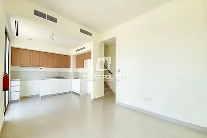 Available Now |Spacious Layout | Corner Unit