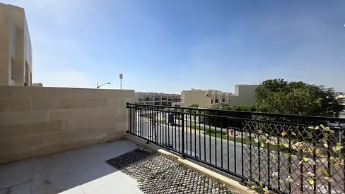 4 Bedroom Townhouse for Sale | Single Row | Vacant