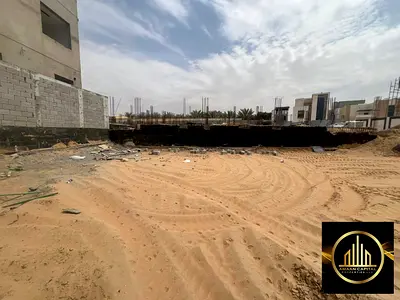 ارض تاون هاوس موقع مميز للبيع بعجمان