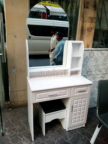 Dressing table brand New White colour