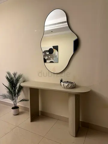 Modern Curvy Wall Mirror with Console Table - Beige Set