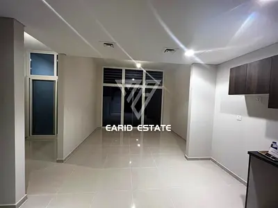 Single Row |Private Garden | Vacant
