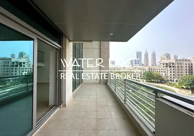 Unique Loft Duplex w/Study Huge Terrace