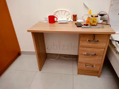 First Hand Computer-Study Table