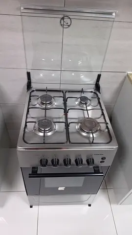 Gas stove in excellent working condition and well maintained