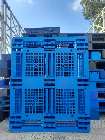 Used Plastic Pallets