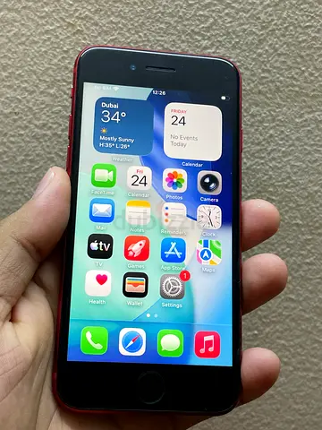 iPhone SE iso 26.2 sim working all good