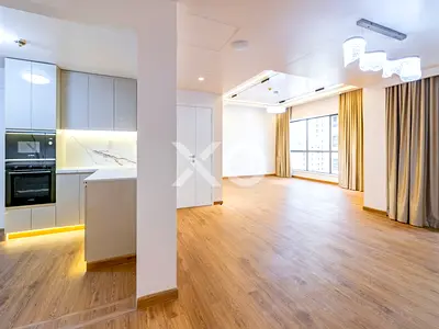 Marina View | Renovated| 2 Parking| Vacant