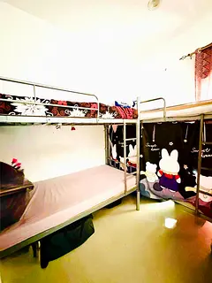 MENS BEDSPACE AVAILABLE (EXICUTIVE)