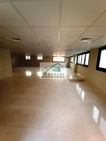 Mezzanine Floor: Best For Showroom , Office , GYM, Commercial Use 2250 sqft