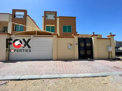 فيلا للايجار السنوى موقع المويهات 3 \ المساحه 4000 قدم مربع \ مكونه من 6 غرف نوم \ ومجلس وصاله واسعه \ غرفه خادمه \ حوش كبير