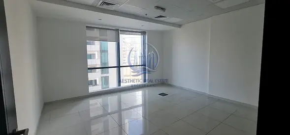 مساحة مكتبية مجهزة | برج ريجال | إطلالة على وسط المدينة وحمام السباحة