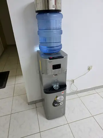 Dispenser for sell