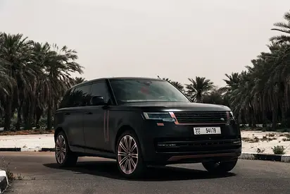25’ RANGE ROVER AUTOBIOGRAPHY