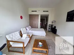 Balcony | Modern |well Maintained