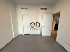Stunning 1 Bedroom Apartment with 2 Washrooms and Built-in Wardrobes
