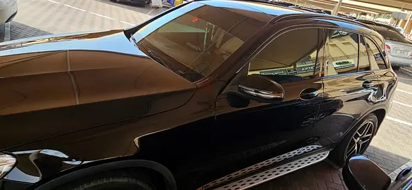 Mercedes GLC 250 2016  GCC specs with Apple/andriod