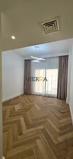 Vacant l Fully renovated l Ready to move