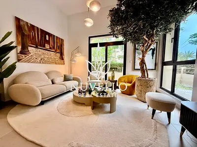 Maids Room | Large Layout | Roche Bubois Furnished