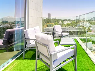 Exclusive | Furnished | Serviced