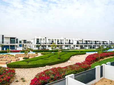 Corner Unit I Greenery View |Steps to Golden Beach