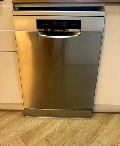 Stainless Steel Body Freestanding Bosch Dishwasher - Good Working Condition