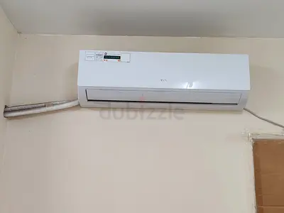 TCL wall-mounted split air conditioner - working condition