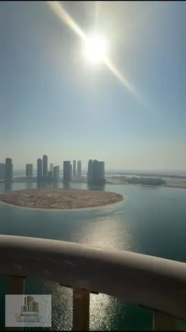 For sale: an apartment with a unique view fully overlooking Al Khan Lake in the Emirate of Sharjah