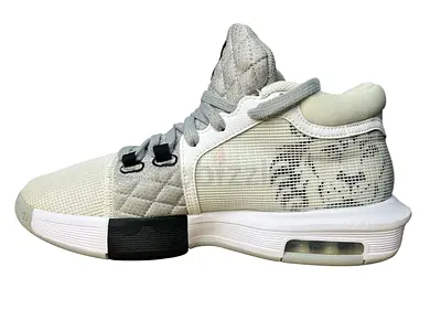 Nike LeBron 2 Beast Special Edition Size 41 - Excellent Condition