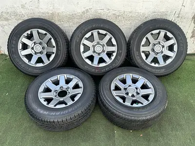 5x Original FJ cruiser 17” rims and tyres