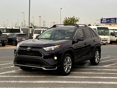 2019 Toyota RAV 4 — фото 3
