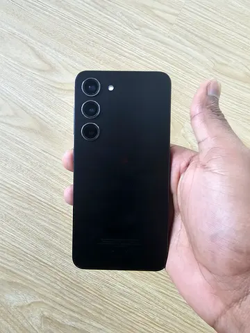 Samsung Galaxy s23 (black) - good condition,