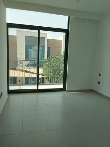 Painting service in Dubai villa paint apartment paint