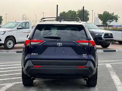 2019 Toyota RAV 4 — фото 6