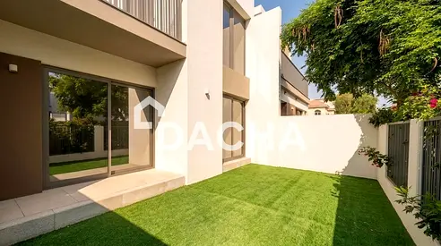 Single Row | Near Amenities | Multiple Cheques