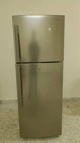 Samsung Top Freezer Refrigerator - Silver, Good Working Condition