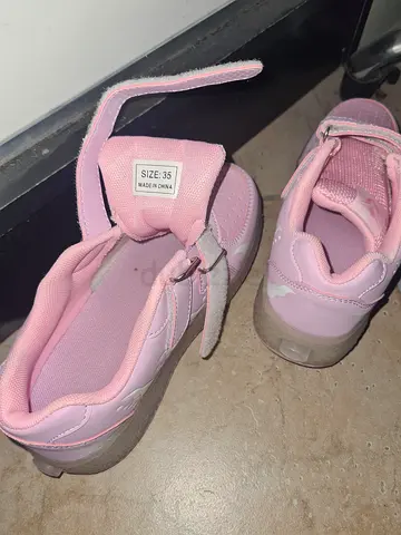 Light Pink Kids skat shoe/Sneakers, Size 35 -  Used once