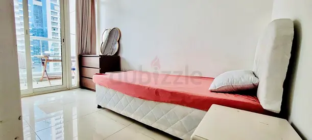 Partition room with attached balcony, full Marina view