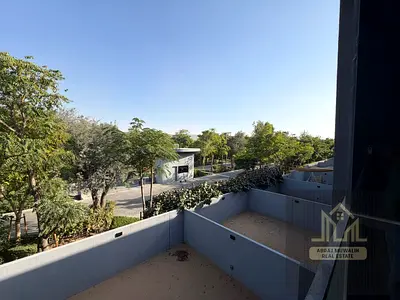 Luaxary Villa for family good condition