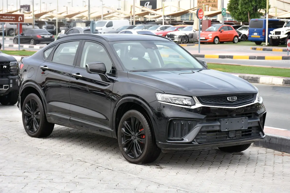 Geely Tugella 2025 — photo 1 of 15