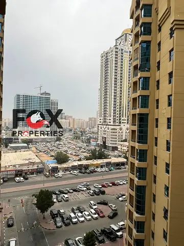 للبيع غرفة وصالة في أبراج الخور عجمان، مساحة 1200 قدم، إطلالة جزئية خور، 320,000 بدون فرش أو 340,000 بالفرش، فرصة مميزة