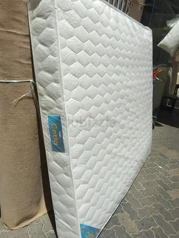 160x200cm Queen size spring soft mattress.  All times delivery available