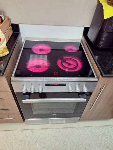 Siemens latest model full electric ceramic cooker