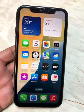 iPhone Xr good condition Wi-Fi working sim not