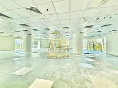 Premium Office | Open Space | Premium Tower | SZR View