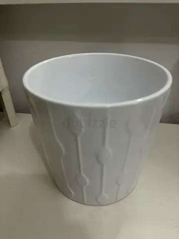 Ceramic Plant Pot white IKEA, 13cm, 15 AED