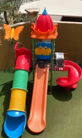 Kids Outdoor Play Slide with Tunnel and Spiral Slide - Good Condition