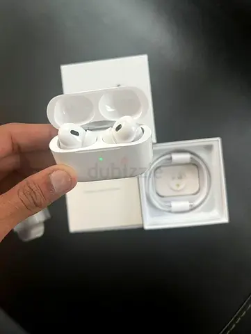 Apple AirPods Pro (3nd Gen) with Wireless Charging Case - Excellent Condition