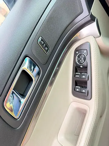 2014 FORD EXPLORER 缩略图 9